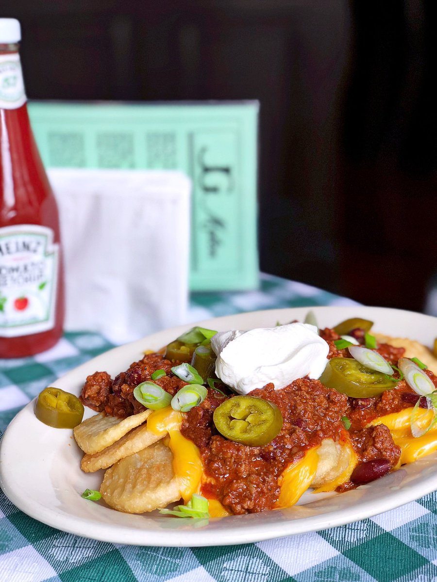 JGMelonNYC's tweet photo. Sees that #ICouldBeHealthierBut is trending on @Twitter 

Immediately remembers that Hot Mess Fries exist at JG Melon Downtown 
#JGMelonDowntown https://t.co/ywo5DnLKQ2