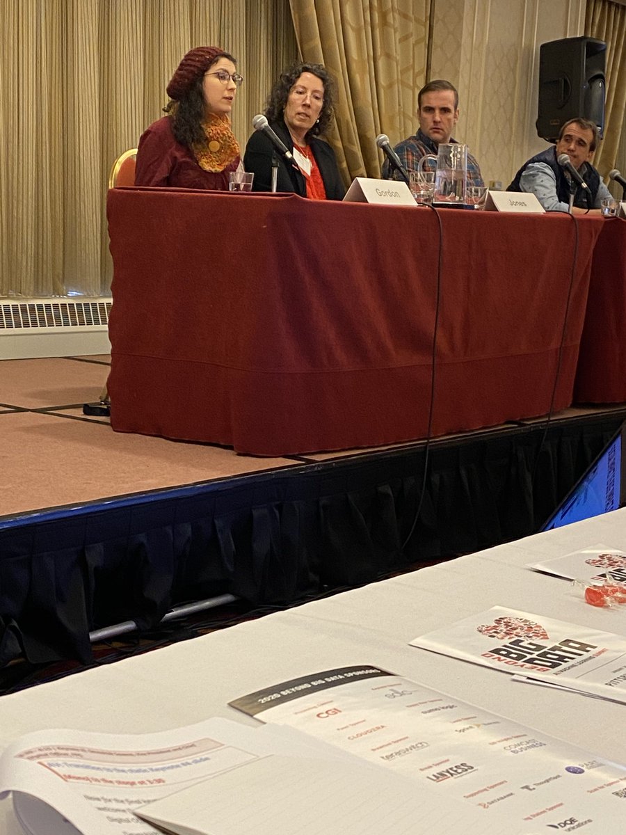 PittsTechAudrey's tweet photo. Social impact start ups. Talking about #patientvoices #opiodcrisis #humantrafficking #mentalhealth #ethics #beyondbigdata ⁦@pghtech⁩ https://t.co/CXjEFMHID6