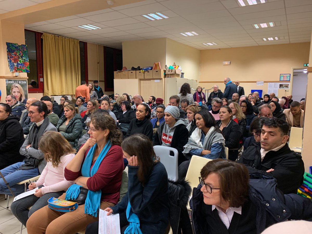 Team_bedin's tweet photo. Le #lab autour de l’accompagnement des personnes fragiles avec @CamilleBedin et la #TeamBedin . Merci aux 100 habitants de #Nanterre qui sont là. #accompagnement #education #VivreEnsemble #Égalité #Sociale https://t.co/ti4SflIQX4