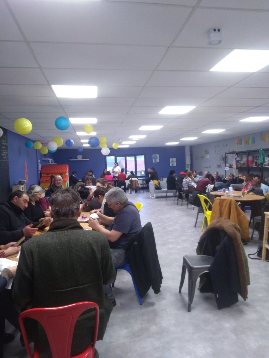 corinnelh71's tweet photo. #PromotionSante #IrepsBFC #precarite #joie #creativite #participation #solidarite #jeudiphoto #Sante https://t.co/7ZKDQomgpL