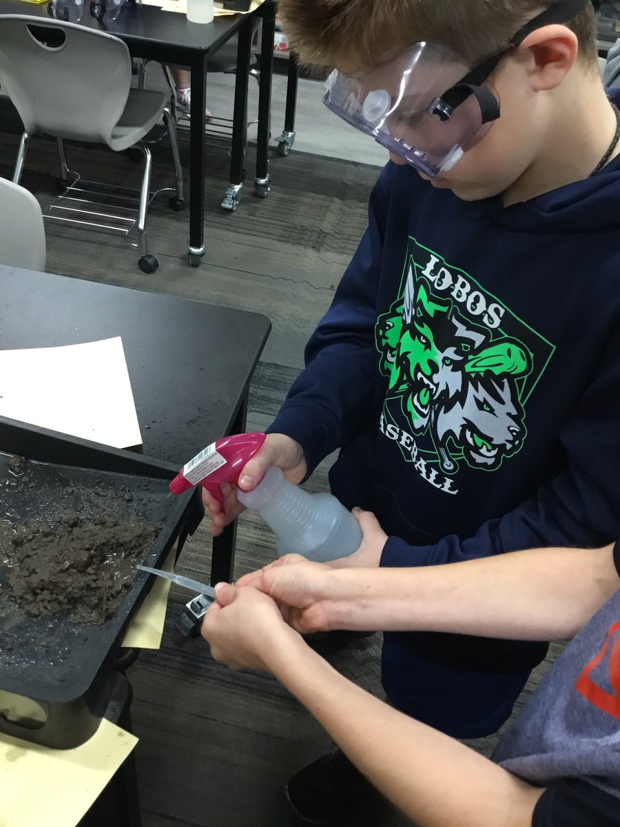 PAustinScience's tweet photo. Erosion lab
#ClarkConnects https://t.co/ah2jH4O96p