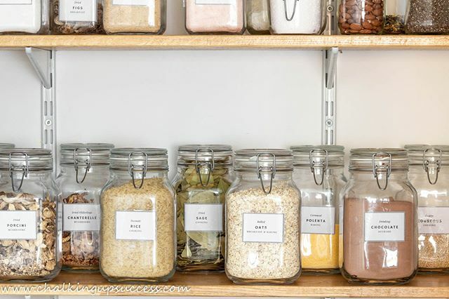 ChalkingUp's tweet image. Labels on! My #decluttersuccess January #organising project is finished - yay! I wish I had tackled this project a long time ago but you know how it is, there's always something bigger on the list. ⁠
⁠
Well now it's done and I just know this space is… ift.tt/37InjWD