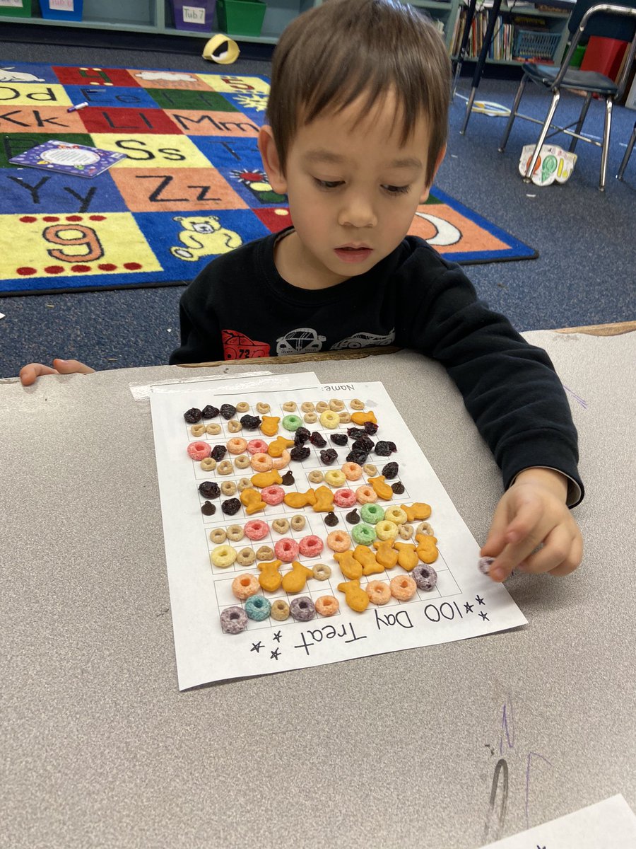 Lyndsey Rindler tweet media