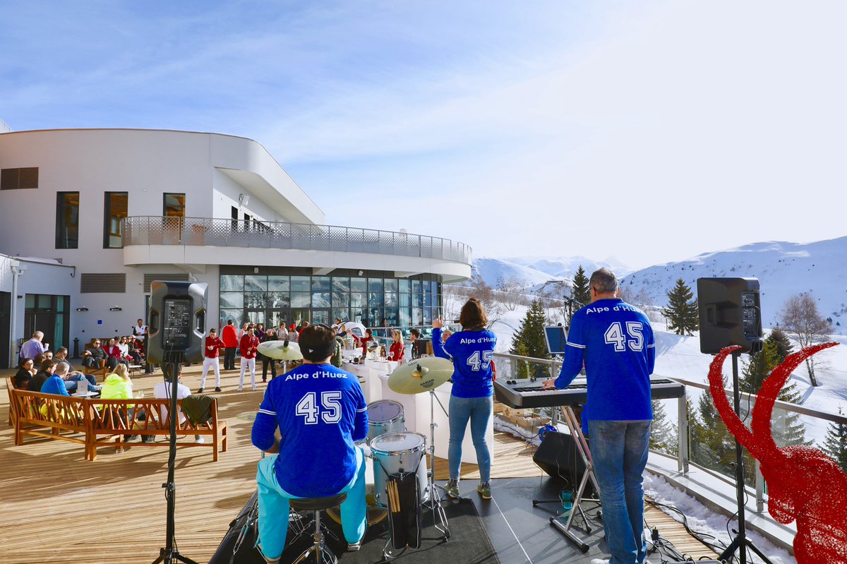 Alpe d'Huez tweet media