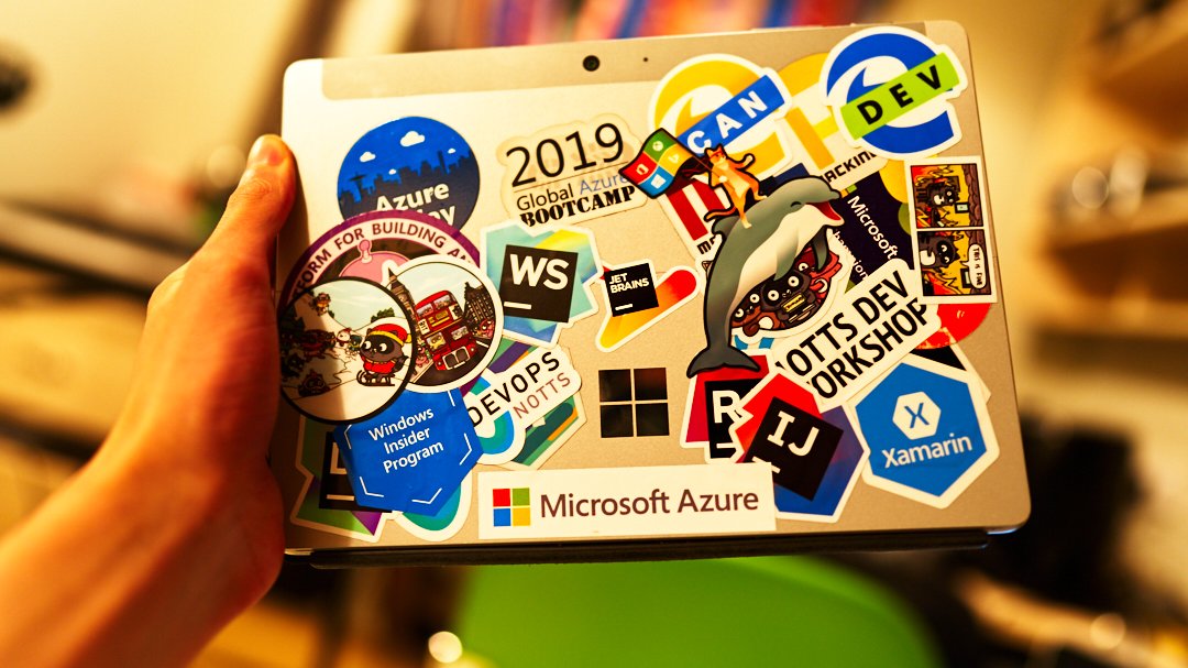 SalmanMKC's tweet image. Show us your designs 😲 #WindowsInsider #EdgeDev #Microsoft #Azure