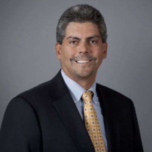 PCS_News's tweet image. Chris Rivera, CEO of EMulate Therapeutics, is fighting cancer with few or no adverse effects.

Find out more about his product this evening!

Just 4 hours away, but there is still time to register for #DeviceConnect: Bringing #Healthcare into the Home

👉lifesciencewa.org/events/EventDe…