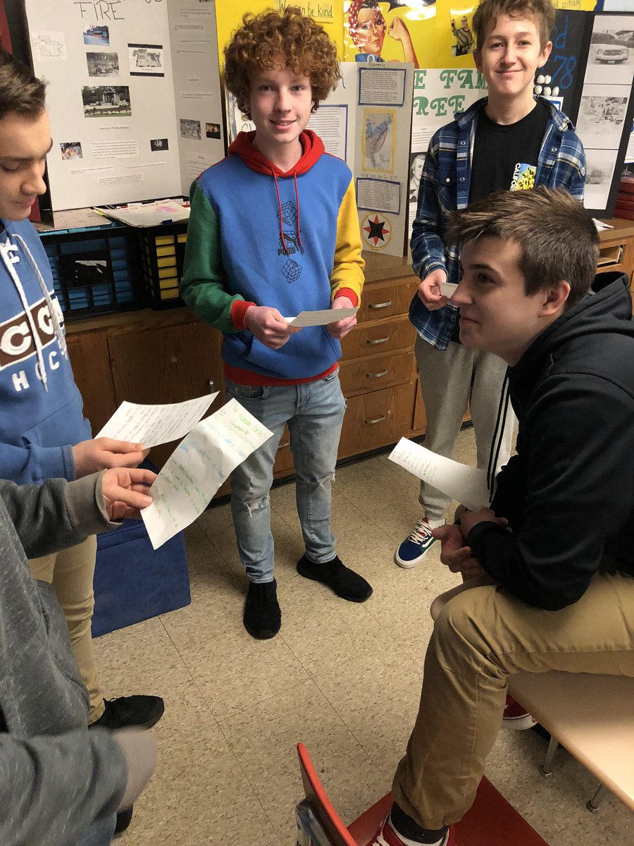 m_okeefe17's tweet photo. Tried solving the free and slave state issue by making our own compromises to present to “Congress” in class today! #collaboration #engaged #oakerpride https://t.co/xDTLwTEHYa