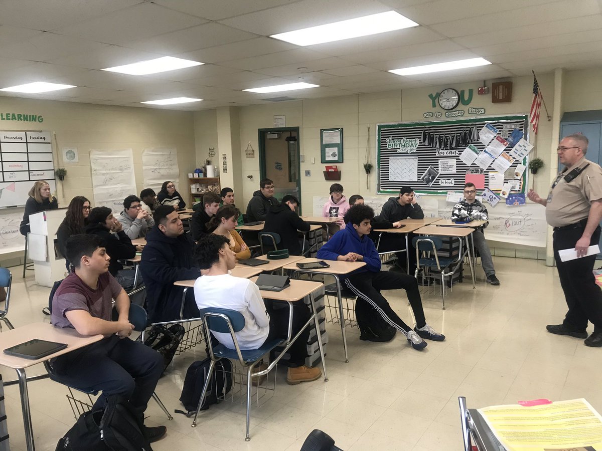 Thanks to Detective Hennessey &amp; Dean Hernandez for visiting our Consumer Ed classes today! #olchspride <a href="/CteOlchs/">OLCHS CTE</a>