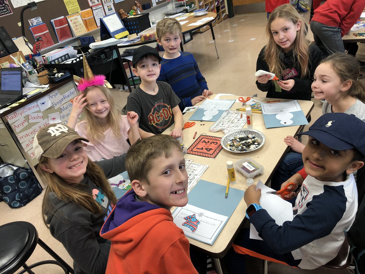 We love having the help of our 4th grade pals!