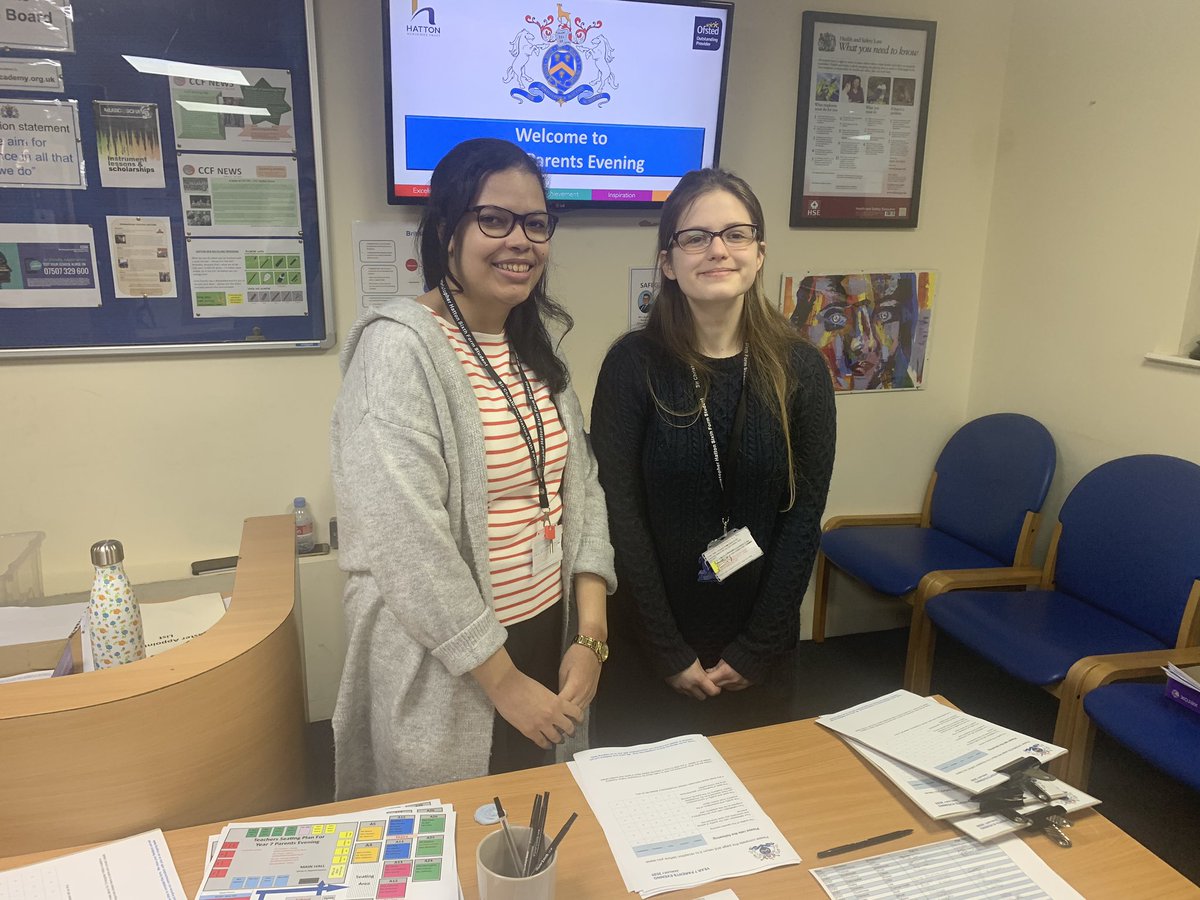 HattonVIForm's tweet photo. So proud of our sixth formers at the Year 7 parents evening tonight. What brilliant role models for the younger students.
•
•
•
#scha #viform #sixthform #proud #rolemodels #inspiration #fantasticstudents #studentambassadors #parentsevening #teamhatton https://t.co/MaQc4NCZb4