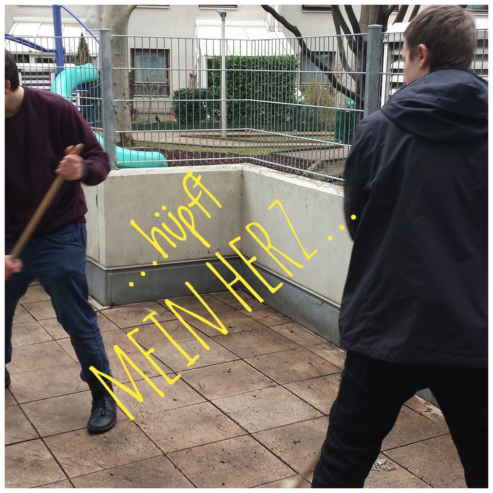 J_A_M_Band's tweet photo. Die Heldinnen und Helden des Alltags. 2 Tage Unterstützung für "grow together". Ich bin echt stolz auf meine tolle jungen Erwachsenen. https://t.co/LXBf4jQaut