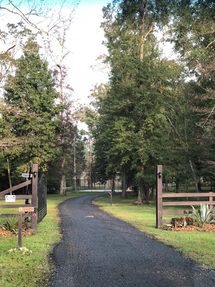 VantagePointCo1's tweet photo. Driveways, Drainage, Culverts. BBB Accredited! https://t.co/N6FvWGJvbN