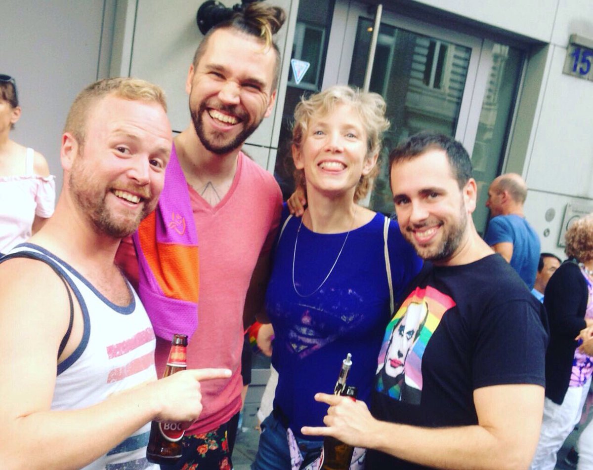 StickyBiscuits's tweet image. here's some throwback to our gig at #Vogelball last august and dancing with friends at #Hamburg #pride

have a sticky start into 2020 everyone ^_^