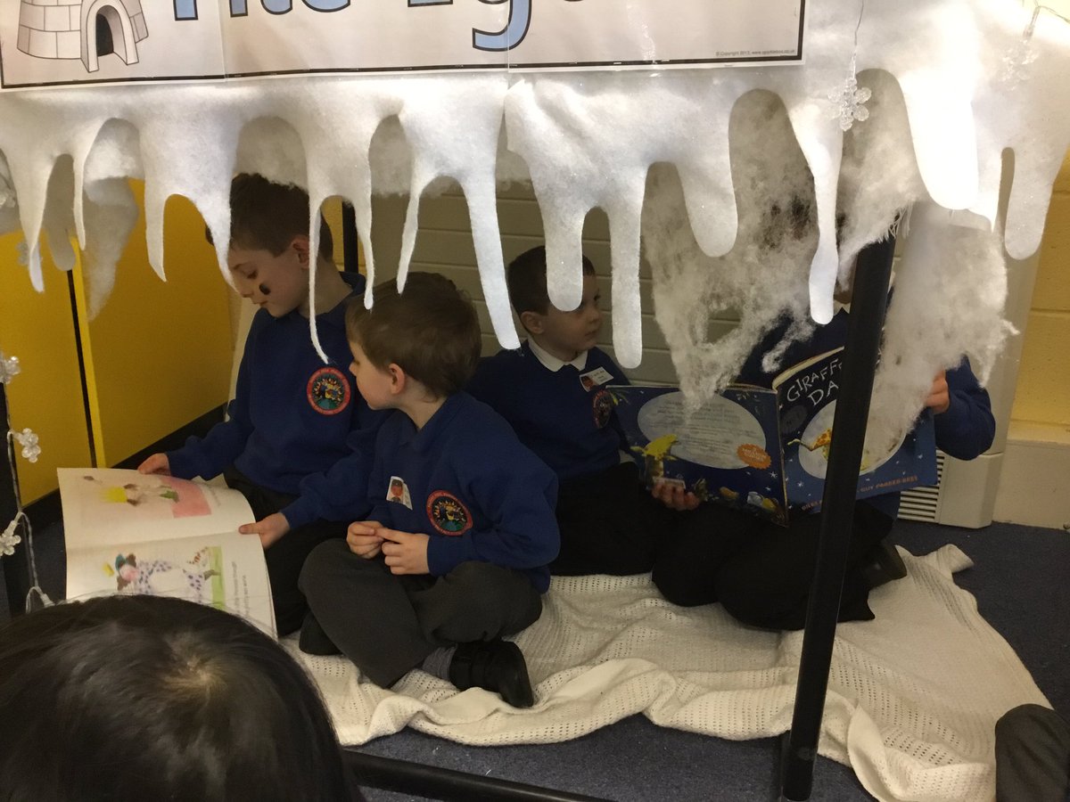 Hadrian_Park's tweet photo. 3B can’t wait to visit nursery again next week to share our favourite stories together... thank you for having us 
#HPPSReading 📖🐛❤️ https://t.co/ApYk1pmJce