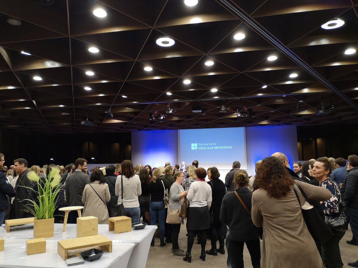 Soirée <a href="/RamsaySante/">Ramsay Santé</a> à Lille ce soir pour les vœux 2020 ! Médecine et #télémédecine sont à l'honneur 👩‍⚕️👨‍⚕️