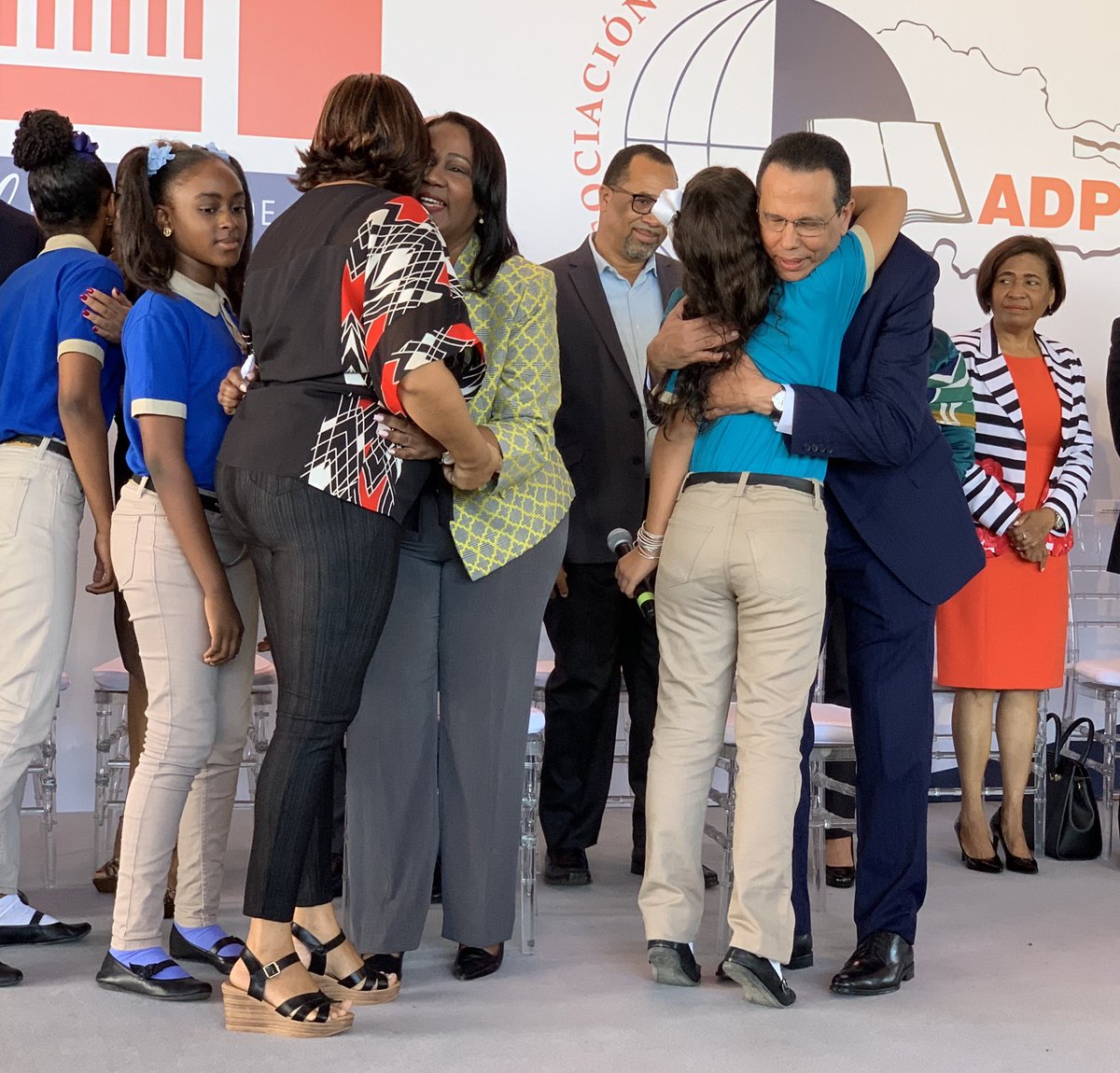 Ministerio Educación RD tweet media