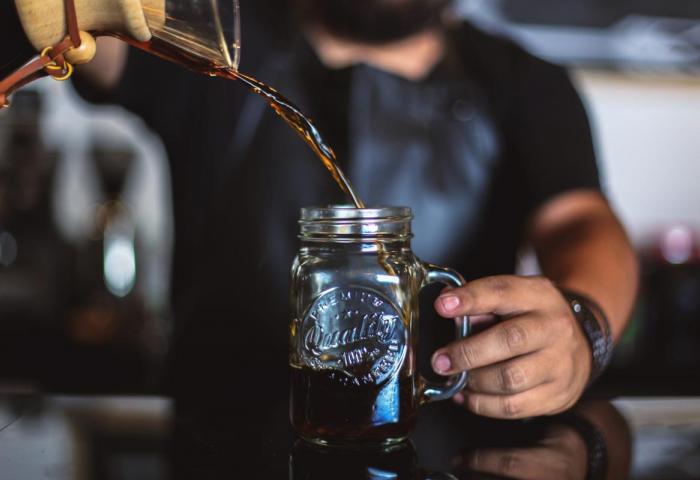 When you're faced with a terrible wine glass | Meiningers Wine Business International drinks-today.com/wine/general/w…