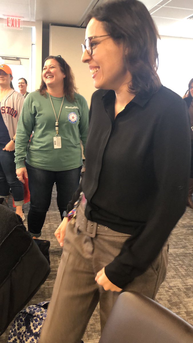 humbleisdpop's tweet image. Putting on swimming suit to do diving dysgraphia interventions 😂