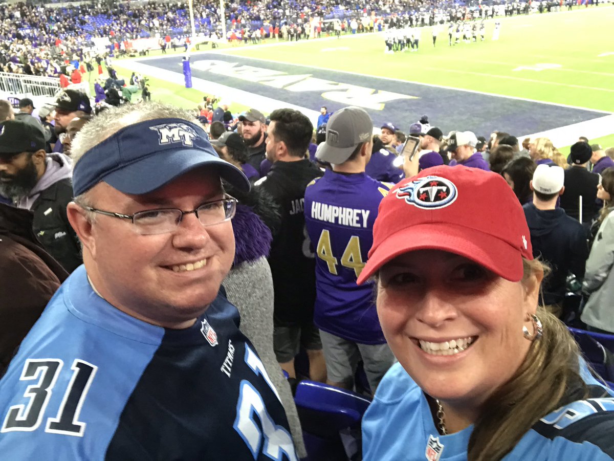 CaseyPash's tweet image. The month of Jan has been nuts following the @Titans..came up 1 game short..so why not head to  @WMPhoenixOpen instead! Now only if we can get seats on 16 @WMPhoenixOpen can you help a sad @Titans  fan out? @WasteManagement #comingfromSC #respect @WasteManagement @BrandtSnedeker