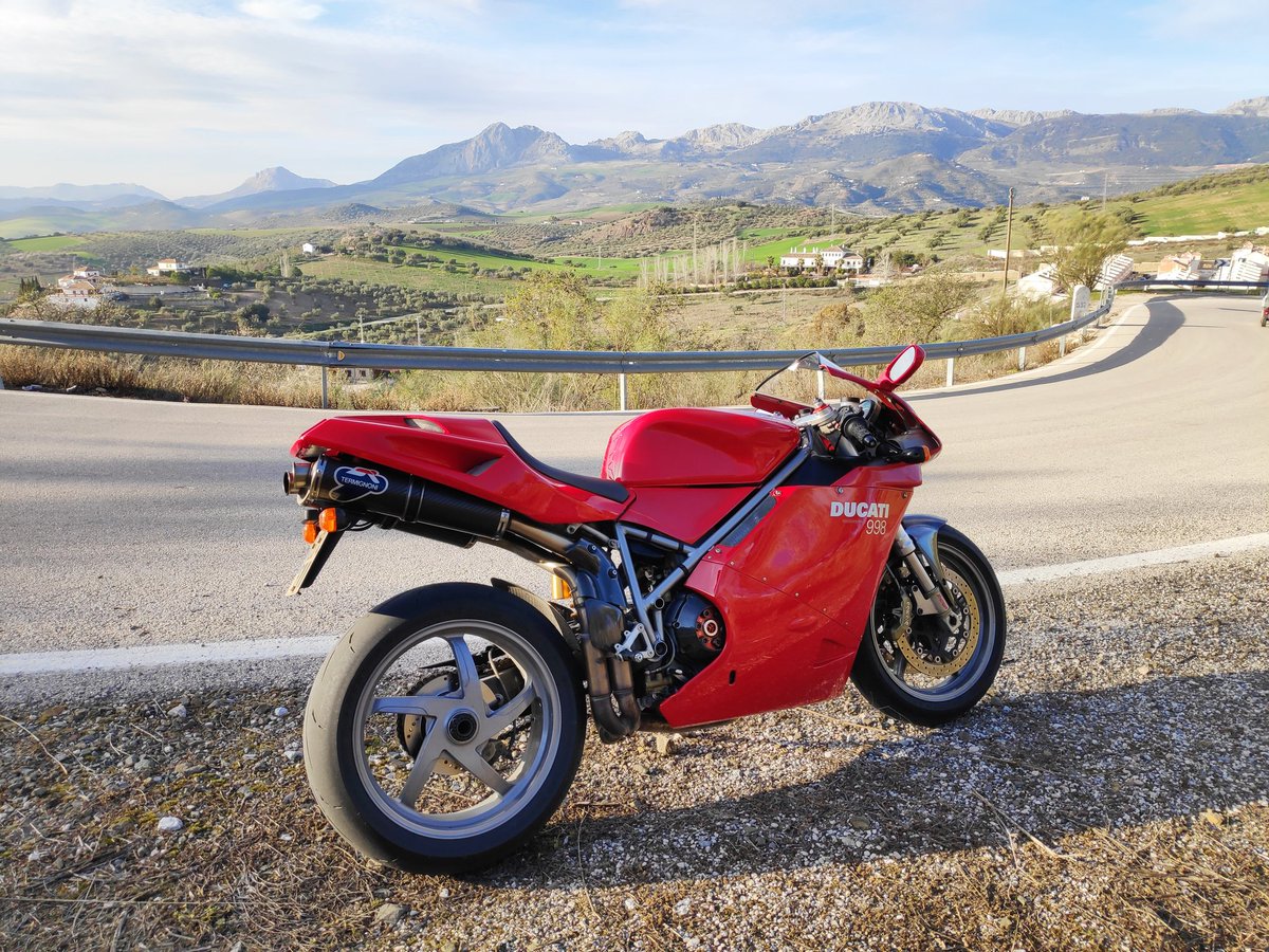 moss996's tweet photo. #ducati #998 #tamburini #sbk #desmotime #desmo #desmopower #superbike #testastretta #ducatigram #ducatistagram #ducaticorse #ducatisti #ducatista #top_of_tamburini #ducatiphotogram #motorcycles #ducatis_of_tamburini #dunlop #termignoni #brembo #xlite #bmcairfilters https://t.co/moMreNhpZo