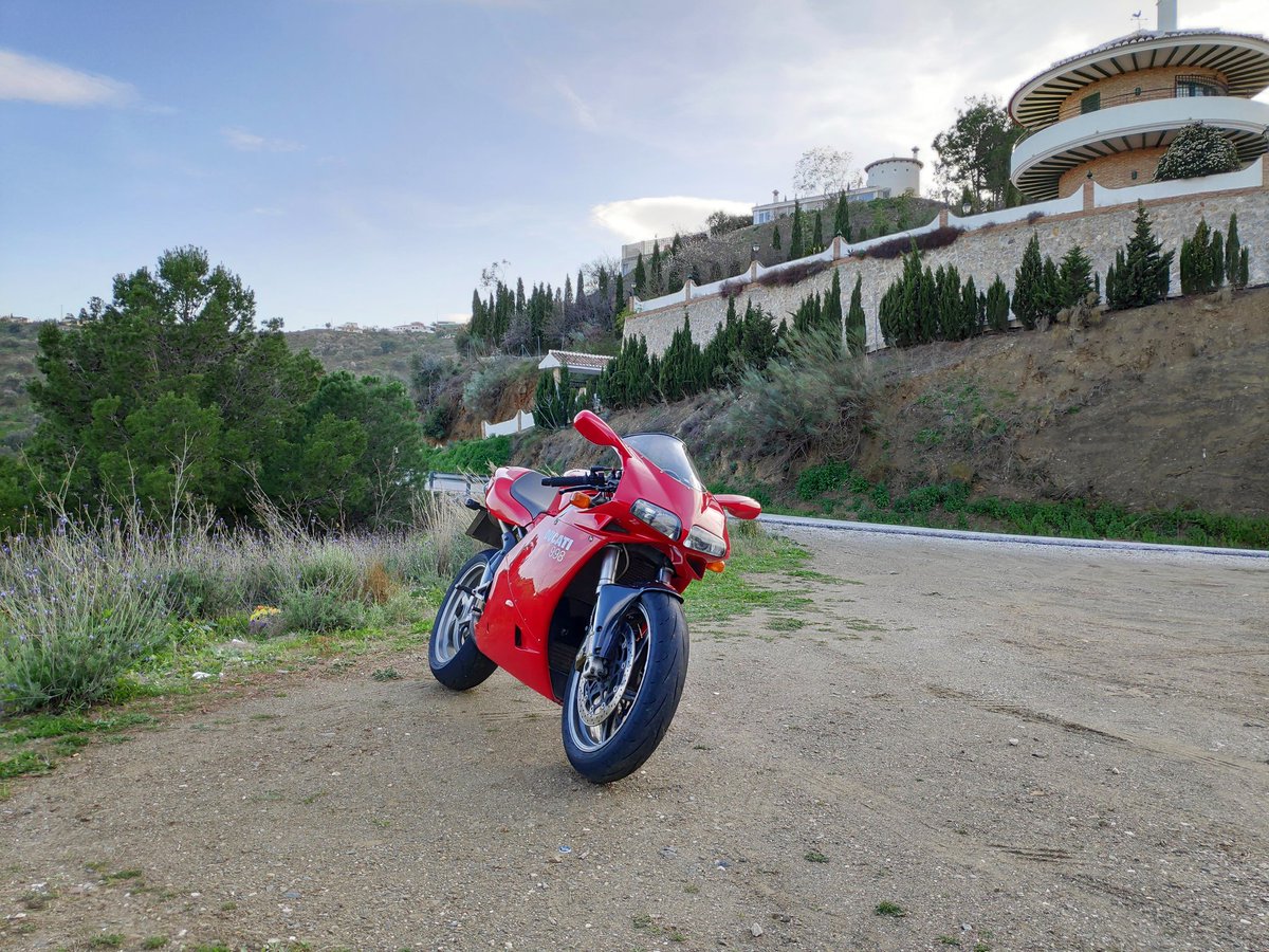 moss996's tweet photo. #ducati #998 #tamburini #sbk #desmotime #desmo #desmopower #superbike #testastretta #ducatigram #ducatistagram #ducaticorse #ducatisti #ducatista #top_of_tamburini #ducatiphotogram #motorcycles #ducatis_of_tamburini #dunlop #termignoni #brembo #xlite #bmcairfilters https://t.co/moMreNhpZo