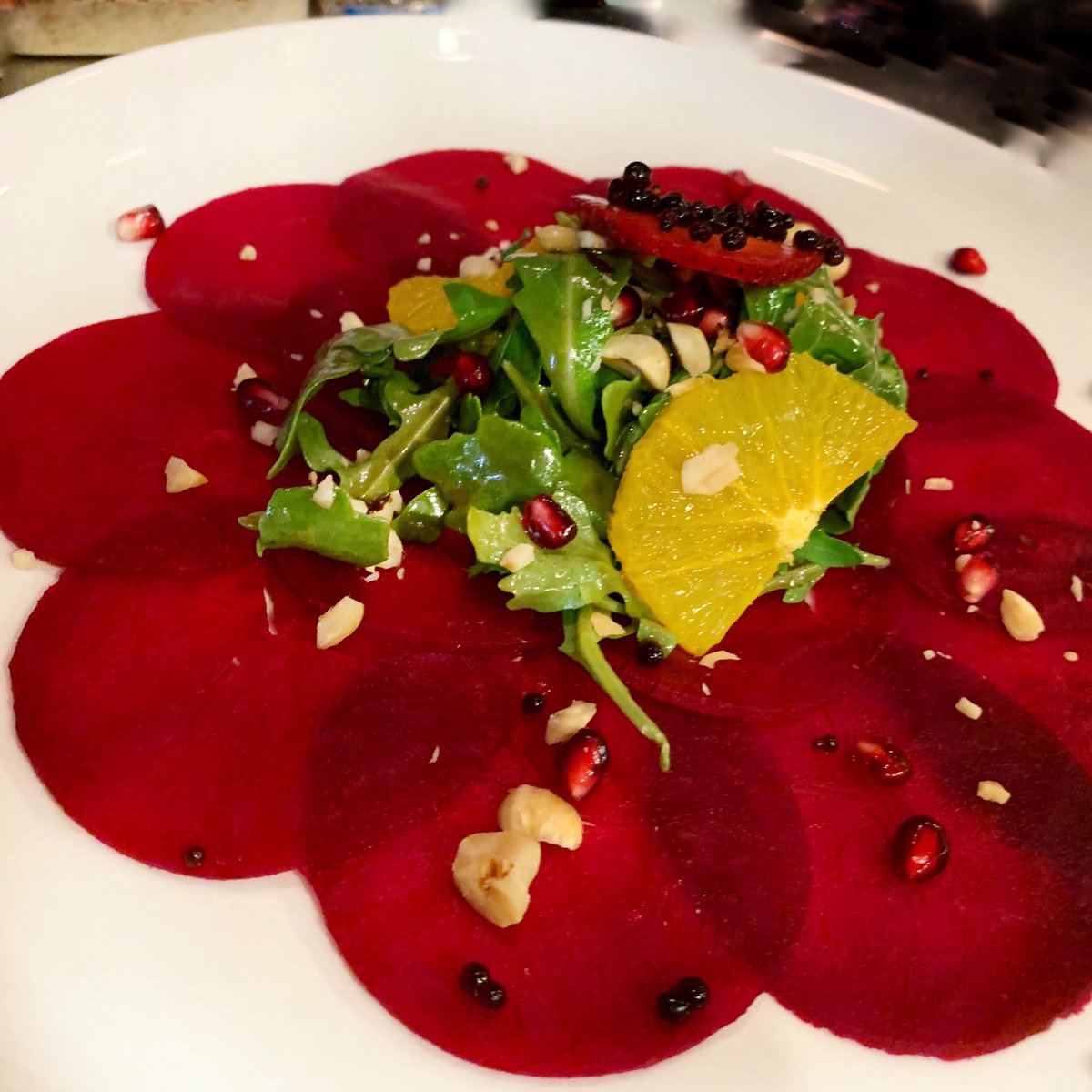 3Embers's tweet photo. ❤️ This beautiful BEET SALAD CARPACCIO is just one of the amazing selections from our Valentine’s Day Prix Fixe Menu!!!
📞Reserve Today!

#ThursdayMotivation #valentinesdinner #chicagodining https://t.co/StNf5nMThV