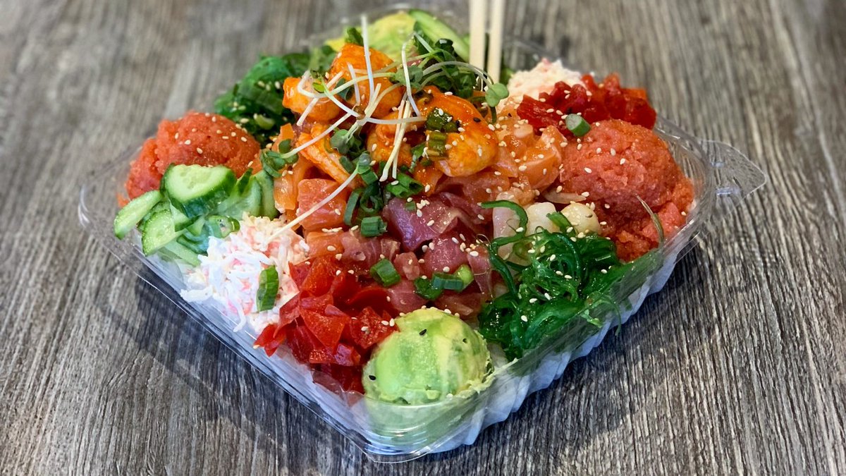 Through Sun, Feb 2 - Score a Super Poke Bowl for $24.99! Includes extra-large base of rice, 10 scoops of fish/protein, 2 scoops avocado, 2 scoops crab salad, double the bowl toppings &amp; sauce . *Dine-in or carryout only. See store for restrictions.
#ahipoki #superbowl #parties
