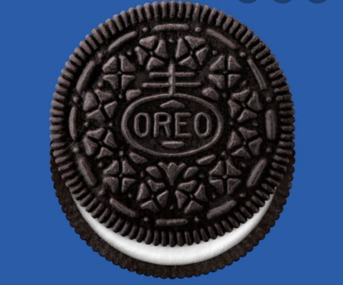 _emilyervin's tweet photo. @vicfisk1 Oreo                                                 Oreo https://t.co/omFYQ8vWhF