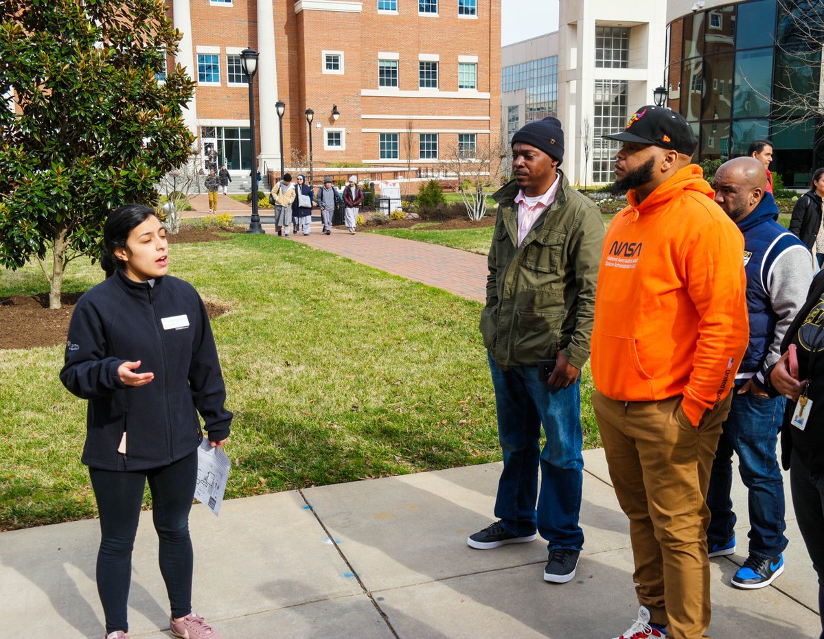 cpcc's tweet image. We rolled out the red carpet for our friends at @Power98FM yesterday! Student Ambassadors led a tour for our guests, including Church Boy, Burpie, &amp;amp; Mr. Incognito.

We ended the day with students sharing how Central Piedmont helped them #ConquerPossibility. 

Thank you Power 98!