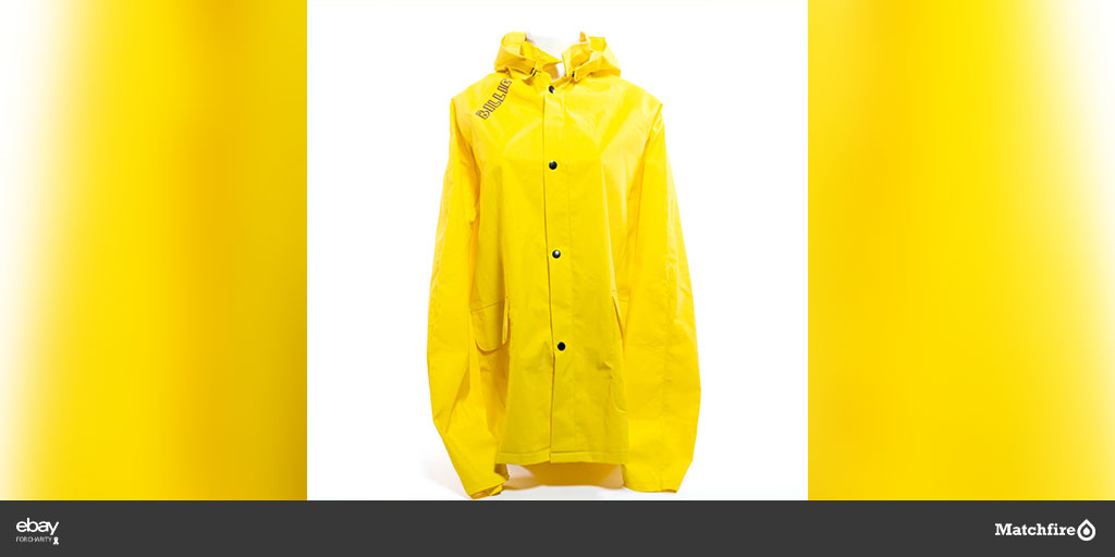MatchfireAuctns's tweet photo. Recognize this fit? When it comes to making a statement, 5-time #GRAMMY Award winner @billieeilish doesn't play around. Bid now on this custom outfit and dozens of other one-of-a-kind items at https://t.co/2OGxoUZ7Ty.
All proceeds help support folks in need through @MusiCares. https://t.co/BpoZna36VG