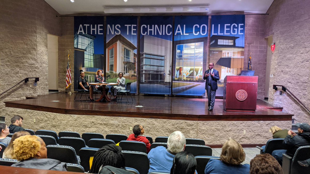 AthensTechGA's tweet photo. It was great celebrating the legacy of Dr. Martin Luther King, Jr.

@gaunitedcu thank you for the opportunity to hear the Honorable Judge Steve Jones speak at this year's #FreedomBreakfast

Mr. Thurmond we appreciate your words of wisdom during your discussion with us.

#tbt https://t.co/zcRNDY8n6z
