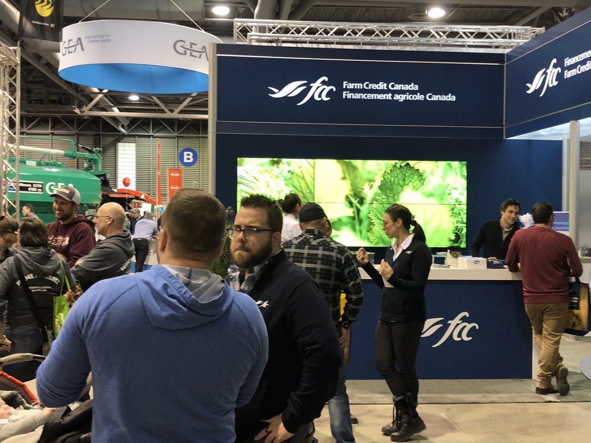De belles rencontres au #simaq2020.
Venez nous voir <a href="/FACagriculture/">Financement agricole Canada</a> !