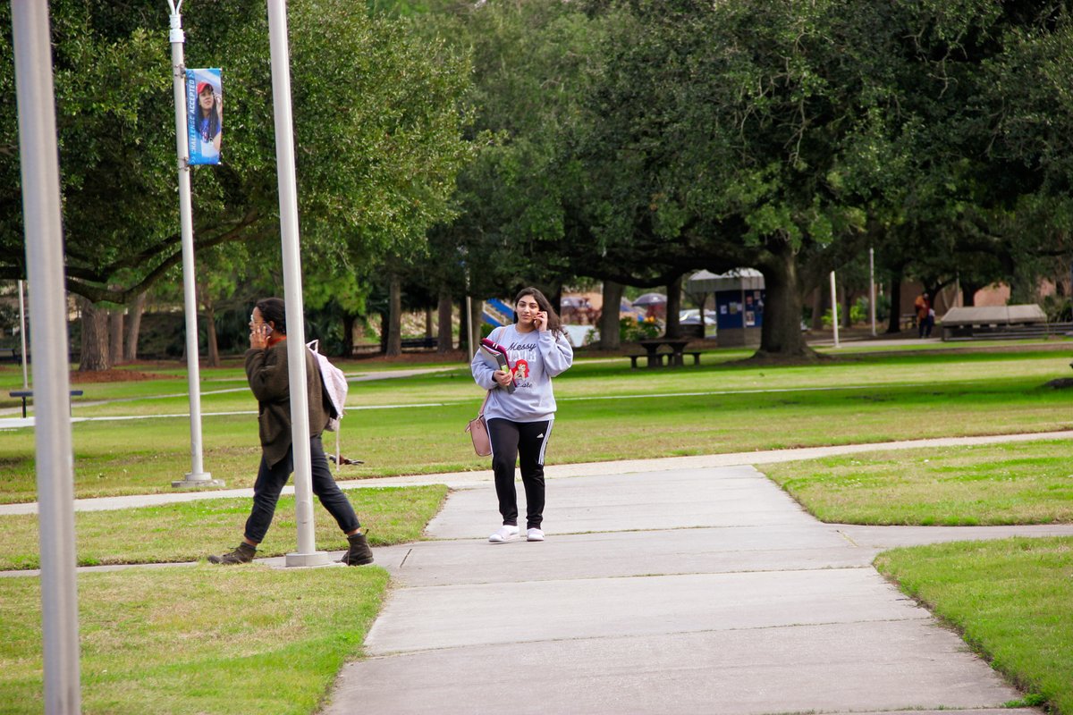 University of New Orleans tweet media