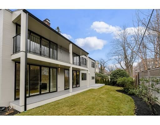 Open House | 44 Mount Vernon Street | Cambridge | Sat + Sun, 2/1 + 2/2, 12 - 1:30p ow.ly/MKAu50y9vNw newly renovated mid-century modern home w/ 21st century style. Tucked away on a tree lined side street, conveniently located to #PorterSq, Red Line, shops & restaurants,