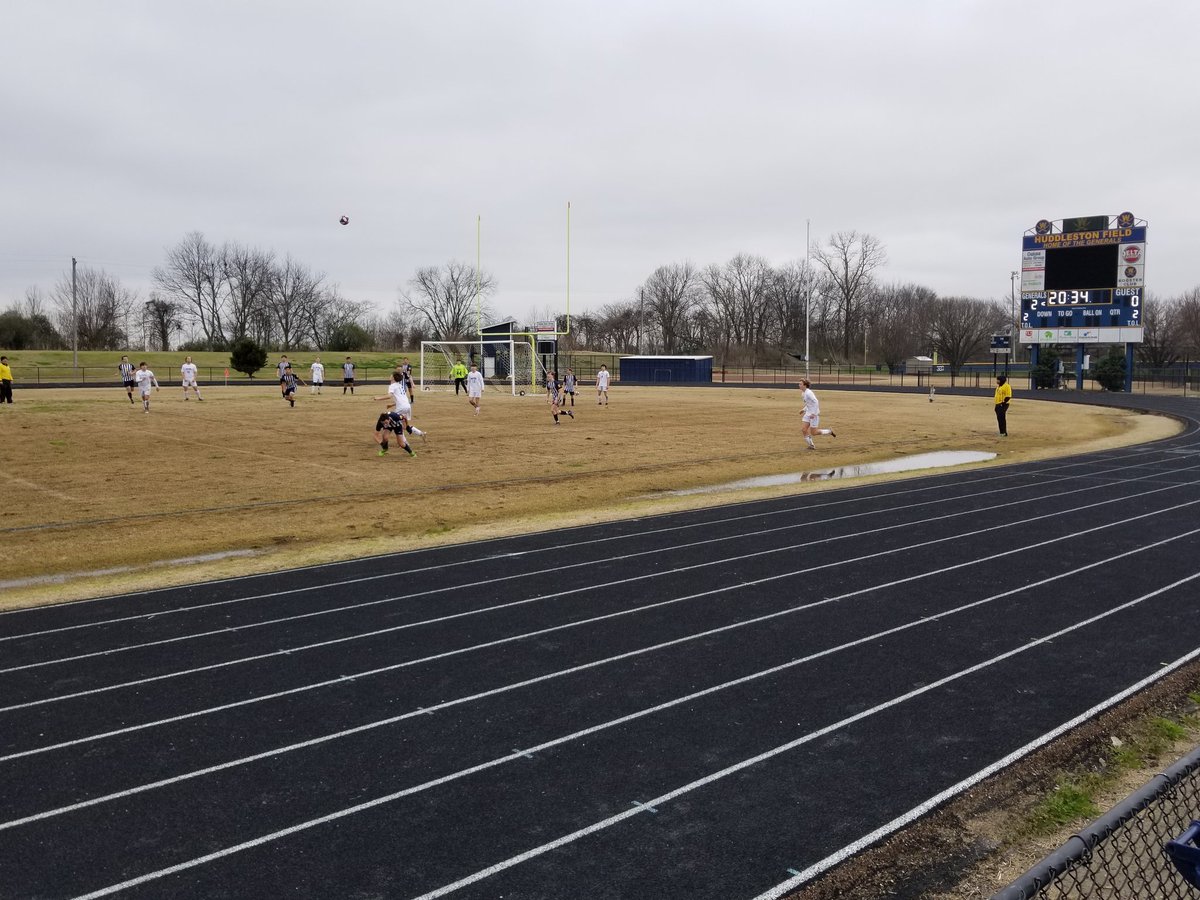 WS_Generals's tweet photo. Washington School Generals Futbol on the football field! https://t.co/xOkvMJY7AP