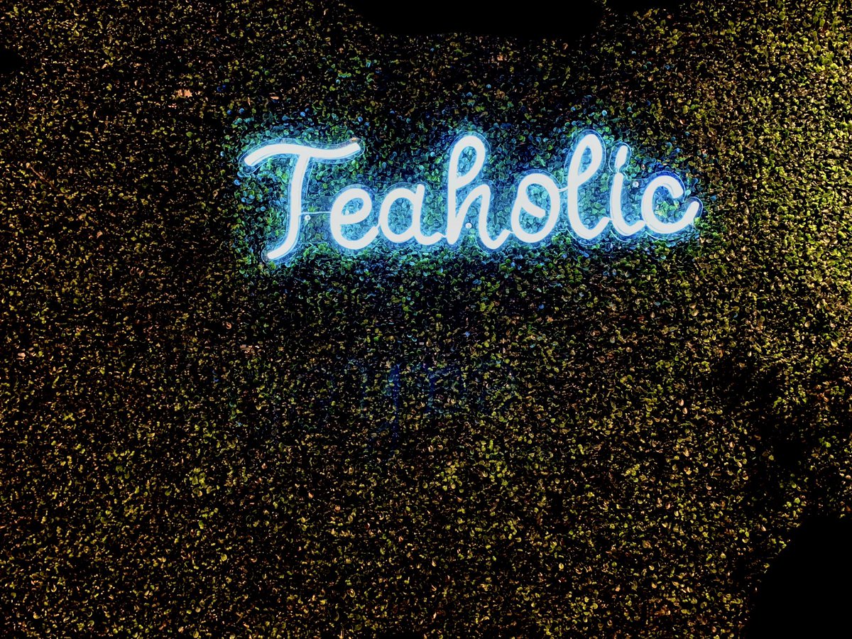 okayjaybray's tweet photo. Tea me up #tea #teasnob #seaholic @Teaholics https://t.co/bjtn62bEEX