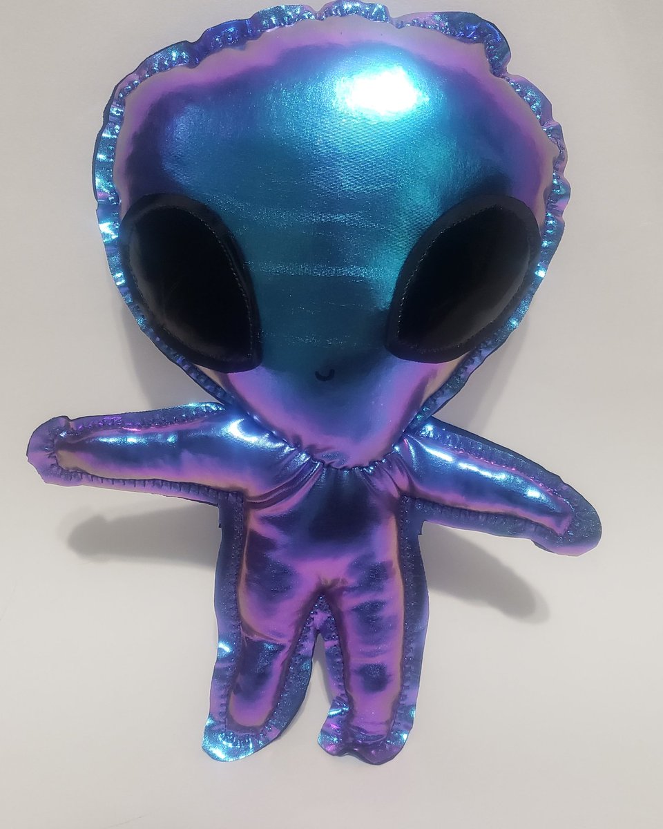 Dezztroid's tweet photo. Purple/blue holographic alien
https://t.co/imu2t4c90g
https://t.co/YXd2awOWnP
#alien #aliens #chibialien #alienplush #alienart #alienarts #ufo #space #purplealien #bluealien #gamers #gaming #gamergirls #holographic #metallic #area51 #area51raid #area51meme #StormArea51 https://t.co/3IlGydAjJd