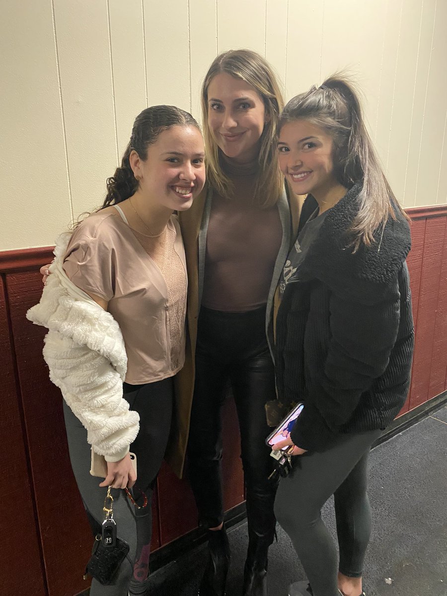 MsgrFarrellPres's tweet photo. Friends of Staten Island FOSI

Excited to join over 200 student leaders from St. Joseph Hill &amp; Farrell for the SuperDance to be held on February 29th 3pm to 12 am.  Over 30 years ago I sat in the very same seat!!! TU
Ellen Tharp, SI Ballet &amp; Amanda Manfredi from Maffeo Foundation https://t.co/nVy9weNbQj