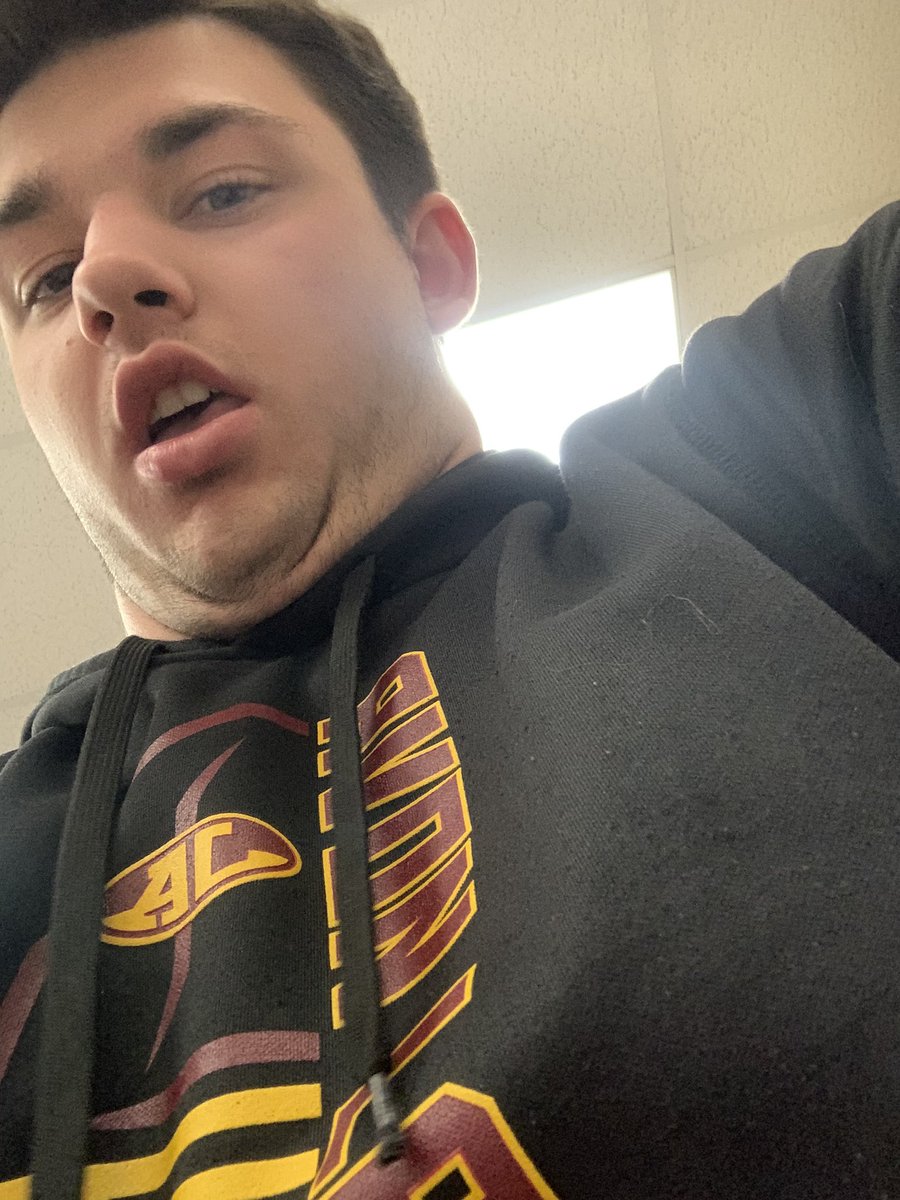 sjs_vikings's tweet photo. When Kovacs takes your phone in math class https://t.co/rMCHtcmYr0