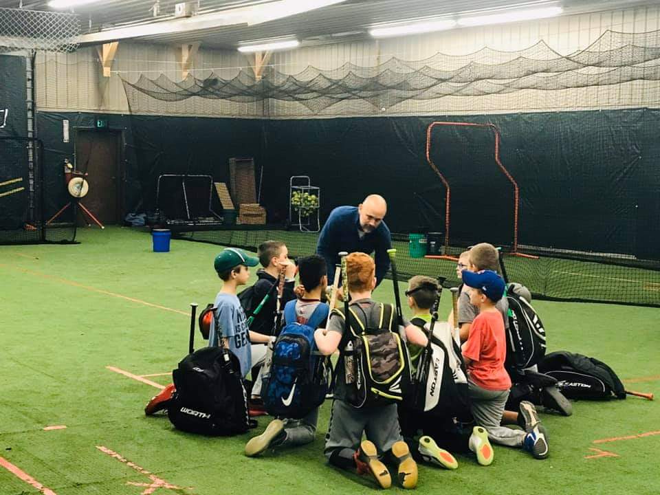 ThrowbackAthls's tweet photo. 9u Indiana Arabians finishing up another team practice.
#arabians
#throwbackathletes
#team https://t.co/h2IBIGaXO7