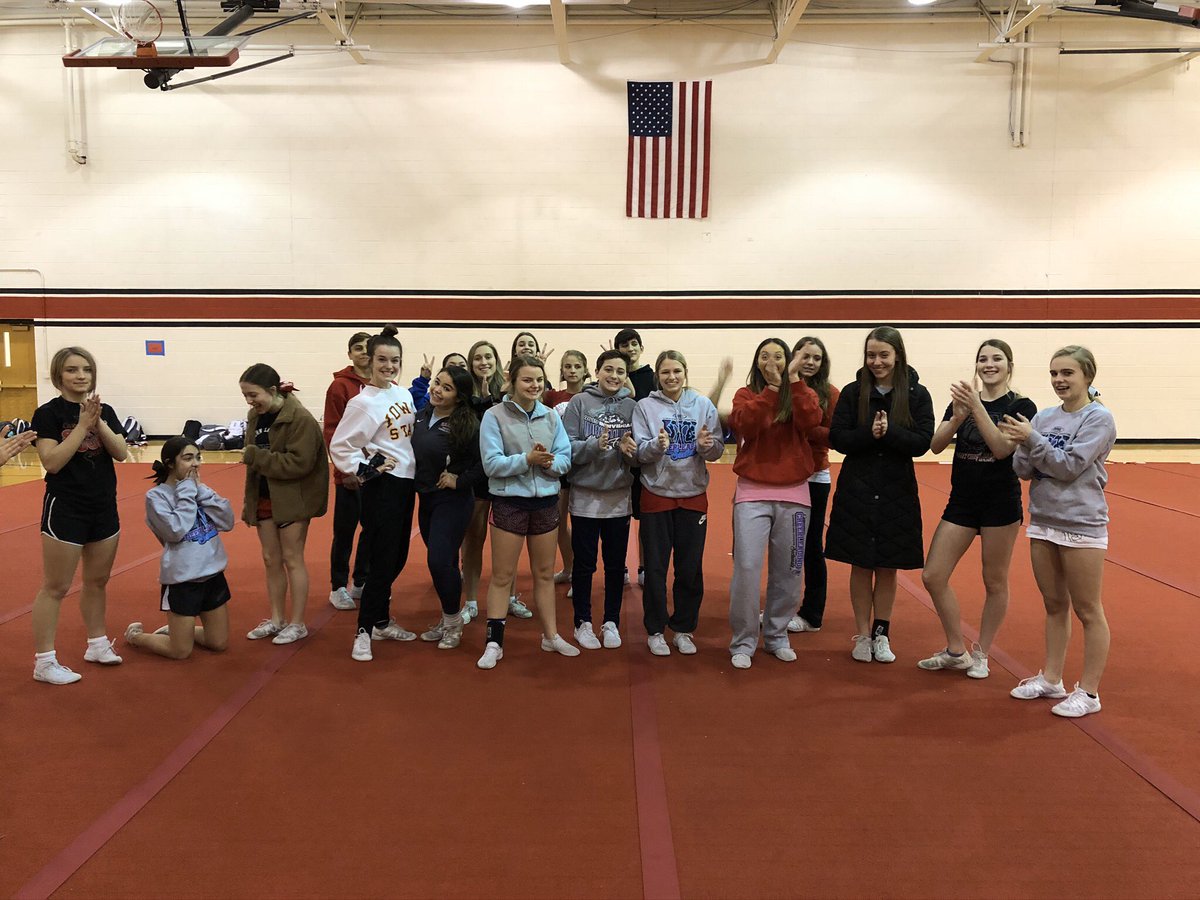 GrantCheer's tweet image. Dress like a coach theme day🤣 

#RedLegacy 
#SectionalsWeek