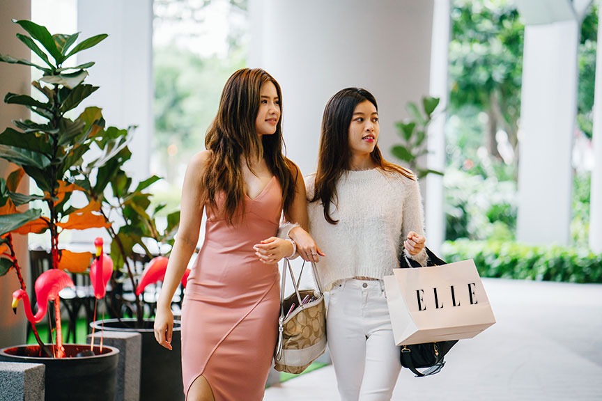 helloEPG's tweet photo. BREAKING NEWS: It's official, we've acquired ELLE Shop and can now connect beauty brands and other clients directly to 15 million verified fashion forward shoppers. Our China team was so excited they didn't even clock out - and just went shopping.#beautybrands #shopping #china https://t.co/mlOXaICGqg