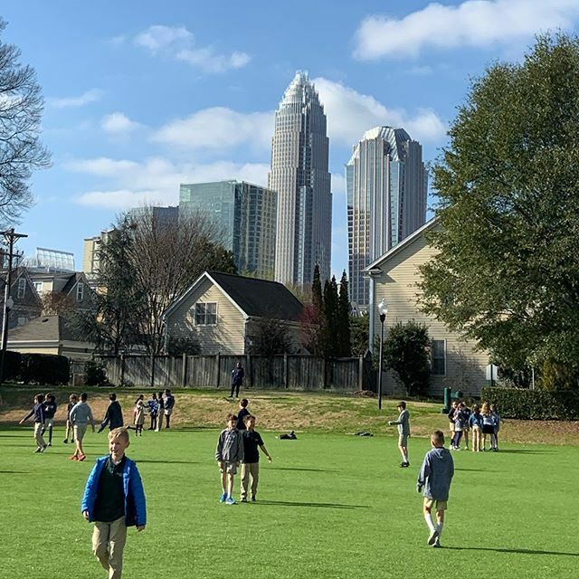 IanSymmonds's tweet photo. Wonderful setting for a school in downtown Charlotte NC. #trinityepiscopal https://t.co/2UDOlWP9h7