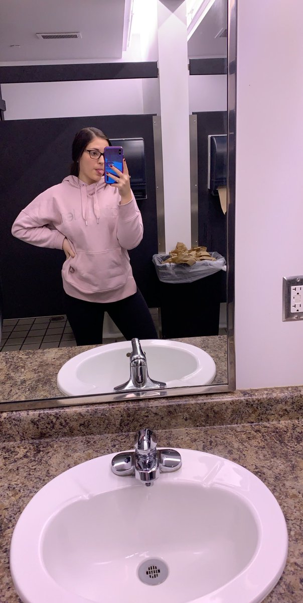 ljcousy's tweet photo. they forgot my natural RBF, I mean no harm by it tho :/ https://t.co/50iiv1luj8