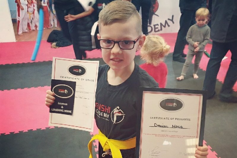 LouisaMcKenna's tweet photo. Training went well tonight. Good feedback from he coach!
#Kickboxing #PointsFighting #TopFighter #TeamGB
#GoFundMe Please support my GoFundMe campaign: https://t.co/HTAqeqybRj @gofundme https://t.co/xASXNTNPqc