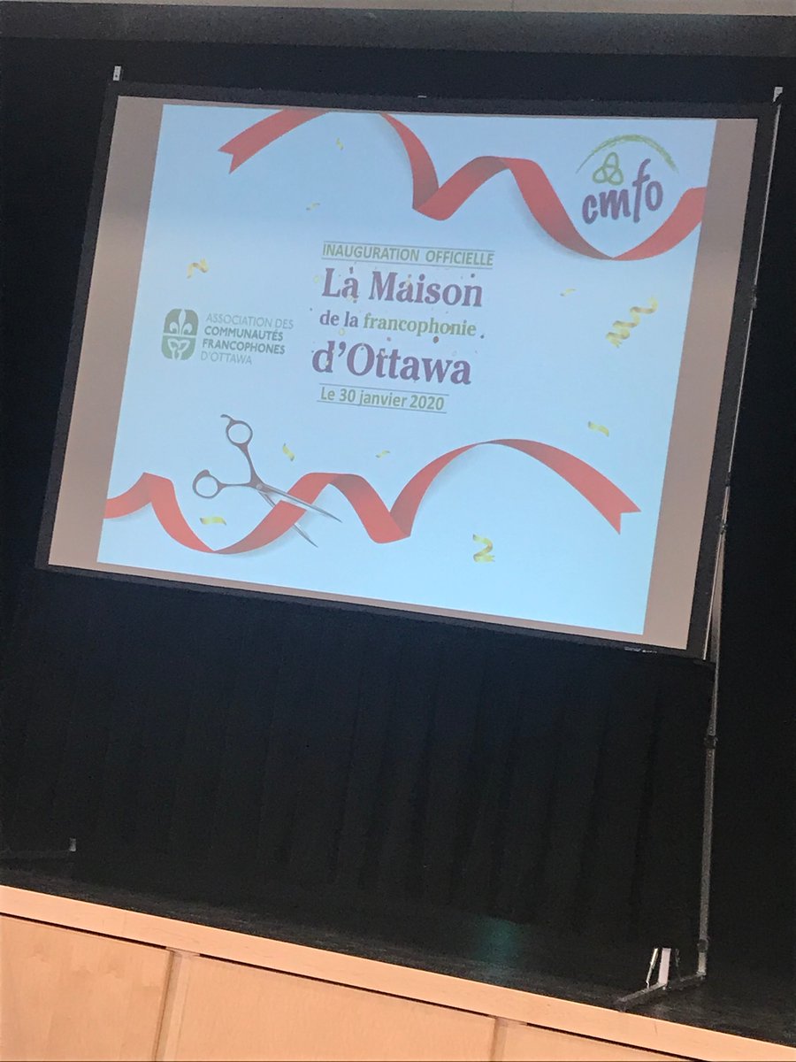 MonCepeo's tweet photo. Quel bonheur de voir la Maison de la francophonie se remplir pour son inauguration! Merci à tous ceux qui sont présents pour souligner cette journée mémorable avec nous! #cmfo #cepeo #ONfr @cmfoottawa https://t.co/uHvlNsMOmS