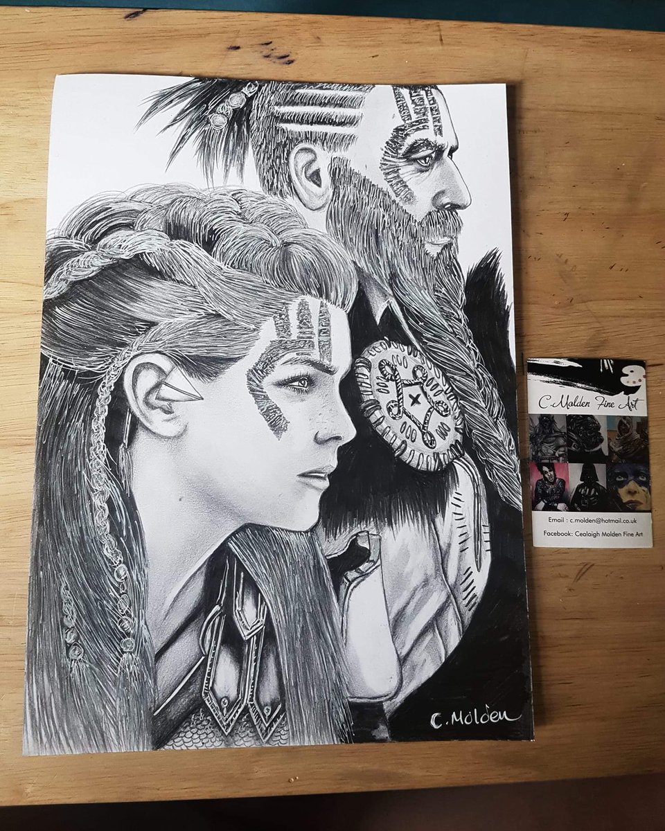 CMoldenFineArt's tweet photo. Pencil drawing of Aloy and Rost from Horizon Zero Dawn https://t.co/jyxglMCf5I