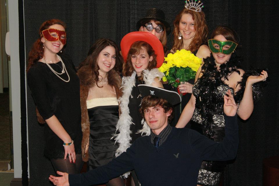 Tomorrow kicks off "Vegas Weekend" at <a href="/BerryCollege/">Berry College</a>, and students are getting ready for a fun weekend, including an Imagine Circus performance, Casino Night &amp; more! 

Today's #TBT features some students enjoying Casino Night festivities back in 2012! ♣️♥♠️

📸 from <a href="/kcabatberry/">KCAB Berry College</a>