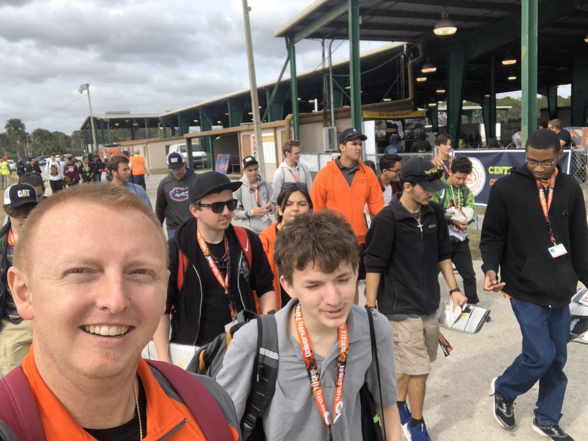 Had a good time at Construction Career day today. <a href="/jjones3i/">Julian Jones</a> <a href="/UHSTitans411/">Titans News NeTwork</a> <a href="/UHSEngineering/">UHS STEM Engineering</a>  #stem #constructionjobs