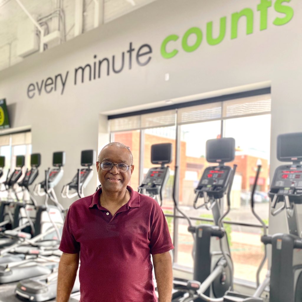 FredBoggs's tweet photo. As I get older, I am finding myself to be overweight, and out of shape, so I decided to join #fitness1440 gym on 1/30/30! Hopefully I can stay motivated, and lose some weight, and get in better shape! I will do the best I can for an old man! #loseweight #getmorefit https://t.co/SUW0Poi9Cd